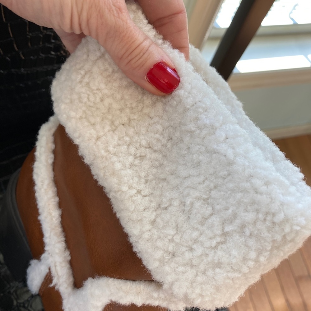 JF NWOT slip on faux fur top chunky heel boots - Picture 9 of 14